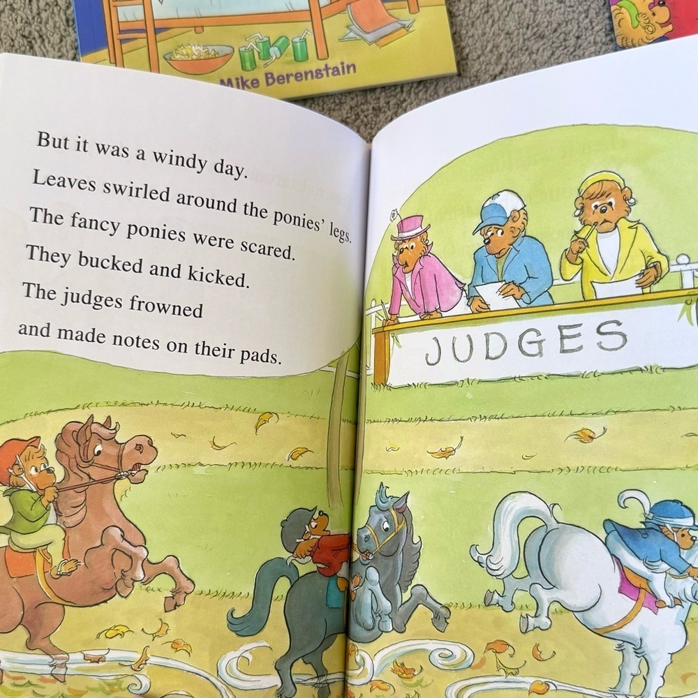 Five Level-1 Beginner Reading Books - The Berenstain Bears NWT - Picture 3 of 5